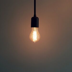 Lysstyrke og atmosfære: Hvad du bør overveje, når du vælger en lampe til dit soveværelse